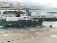 kapal pukat ikan dijual