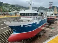 kapal pukat ikan dijual
