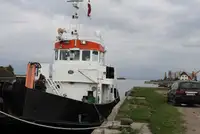 Kapal kerja dijual