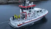 Kapal penarik dijual