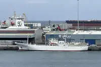 kapal pukat ikan dijual