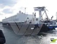 Kapal kontainer dijual