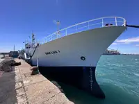 kapal pukat ikan dijual