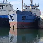 Kapal keruk dijual