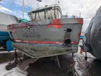 Kapal kerja dijual