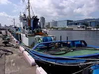 Kapal penarik dijual